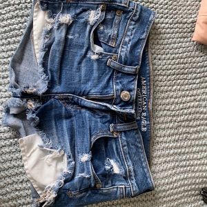 American eagle, size 2 Jean shorts